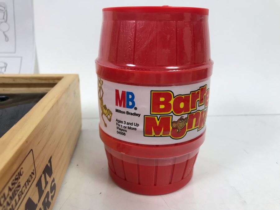 Cardinal Brain Teasers Puzzles (New), Walt Disney's Moving Picture Flip Book, Congratulations! I'll Drink To That Smurf, Movie E.T. The Extra-Terrestrial View-Master Stereo Reels With View-Master And Barrel Of Monkeys [Photo 13]