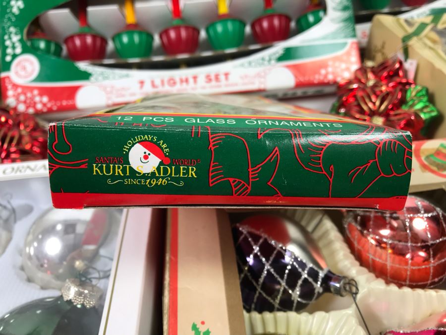 Christmas Ornament Lot With Vintage And Contemporary Glass Ornaments And (3) Sets Of New Bubbling Lights [Photo 13]