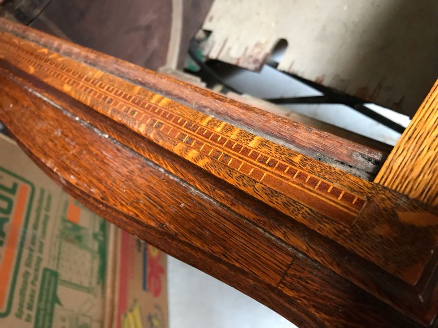 Antique White Treadle Sewing Machine With Working Cast Iron Base - Cabinet Missing Drawers And White Sewing Machine Needs Work [Photo 8]