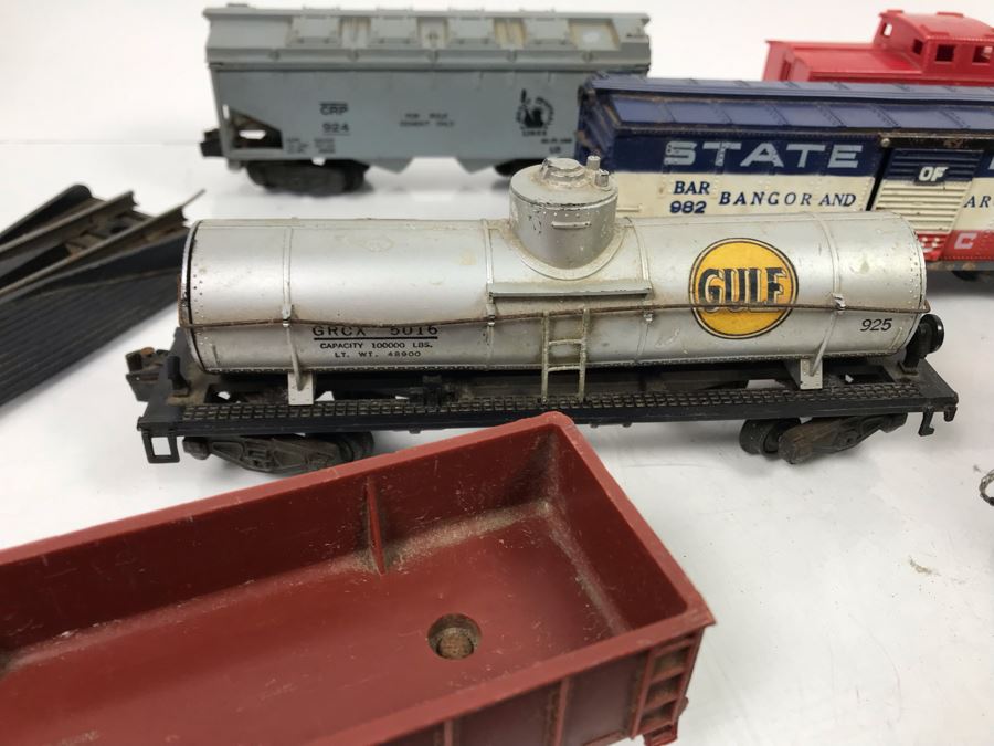 Vintage American Flyer Trains And Train Components Including (2) American Flyer Train Transformers [Photo 13]