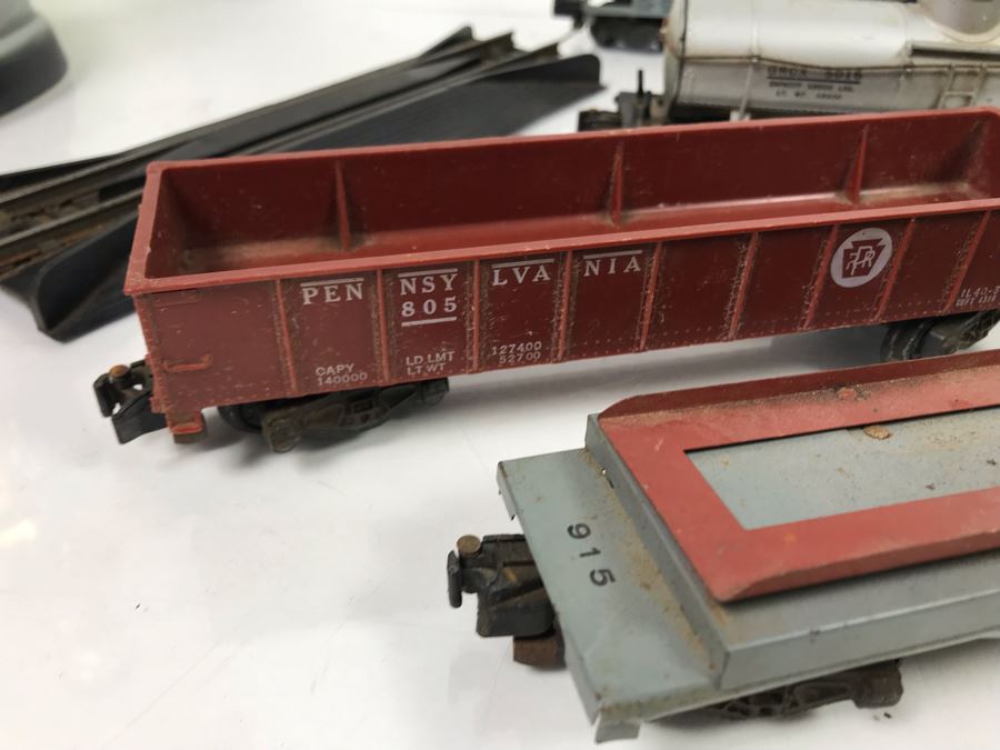 Vintage American Flyer Trains And Train Components Including (2) American Flyer Train Transformers [Photo 12]
