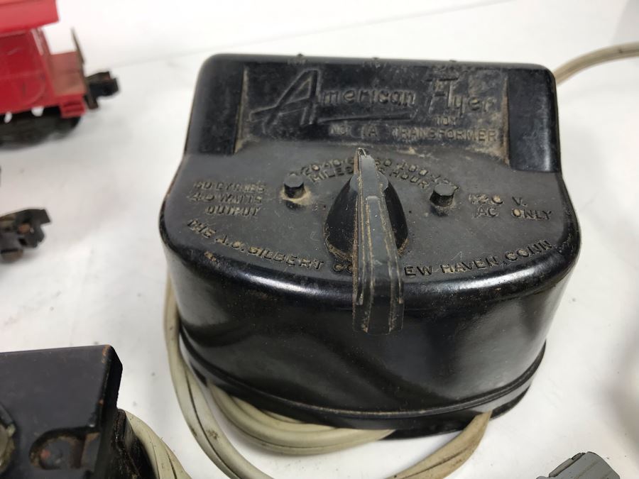Vintage American Flyer Trains And Train Components Including (2) American Flyer Train Transformers [Photo 7]