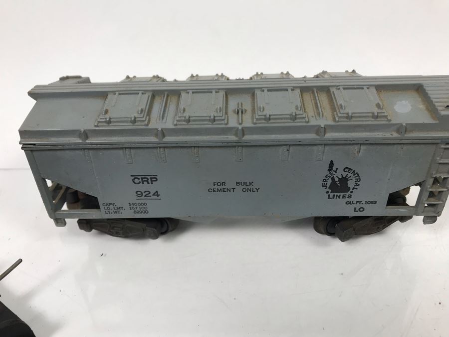 Vintage American Flyer Trains And Train Components Including (2) American Flyer Train Transformers [Photo 16]