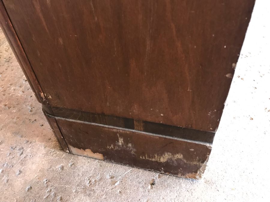 Vintage Art Deco Wooden Cabinet RCA Victor Tube Radio - Needs Servicing - No Speaker And Missing Knobs - Model 6K3 [Photo 20]