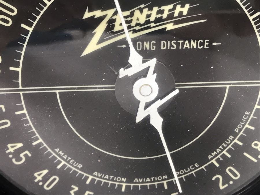 Vintage Zenith Long Distance Tube Radio - Needs Servicing [Photo 5]