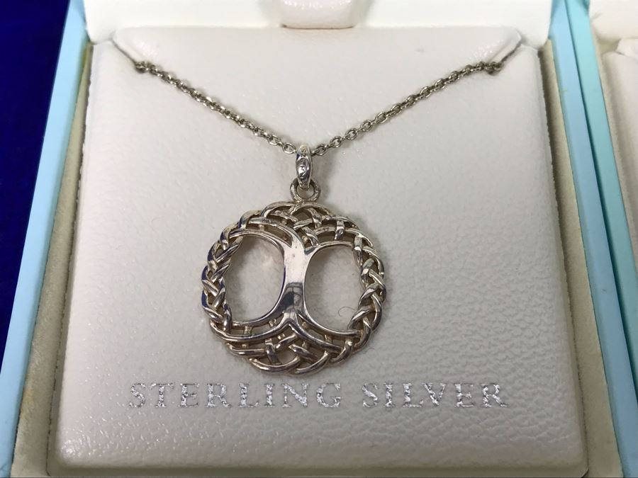 Failte Ireland Sterling Silver Pendant Necklaces By Solvar Jewelry Retails $163 [Photo 3]