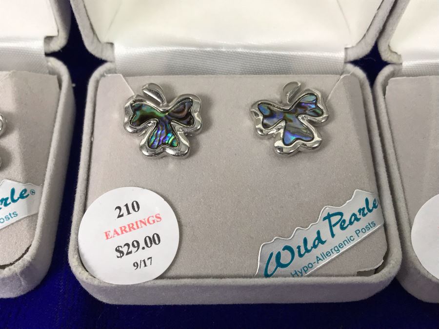 (4) Sets Of Storrs Wild Pearl Earrings Retails $116 [Photo 5]