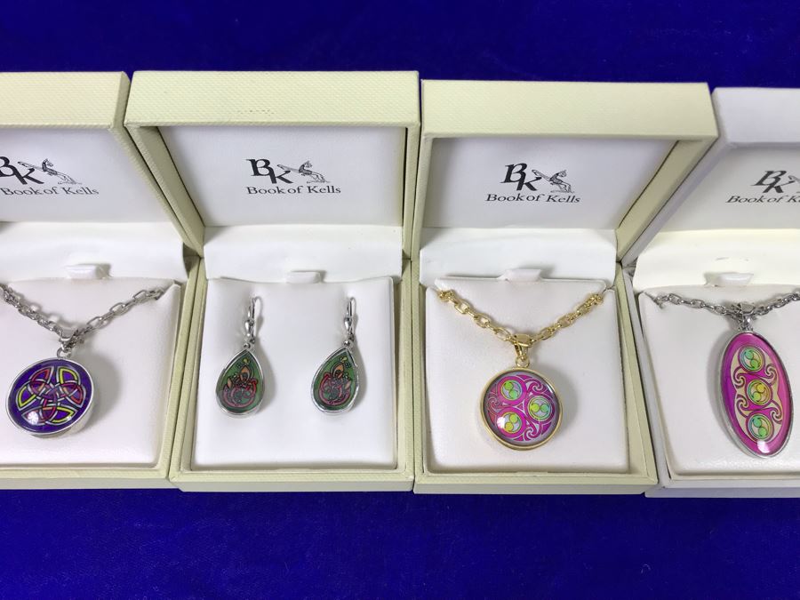 Book Of Kells Ireland Pendant Necklaces And Earrings Retails $227 [Photo 1]