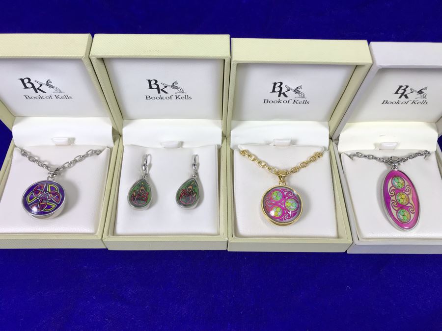 Book Of Kells Ireland Pendant Necklaces And Earrings Retails $227 [Photo 2]