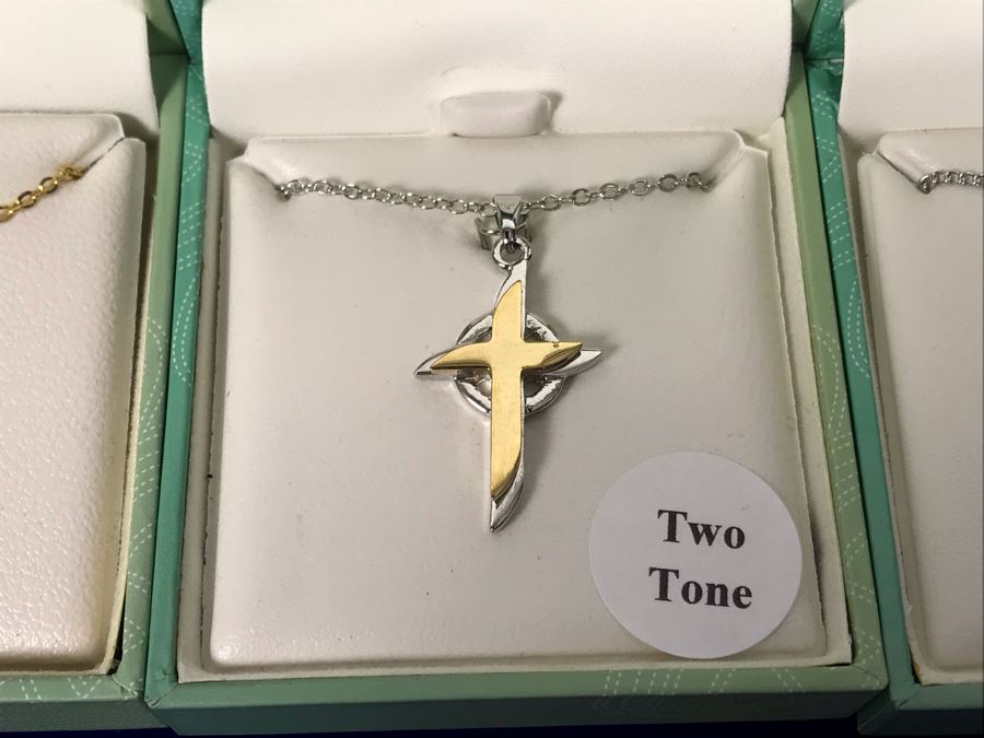 Tara Ireland Pendant Necklaces Crafted By Solvar Retails $136 [Photo 5]