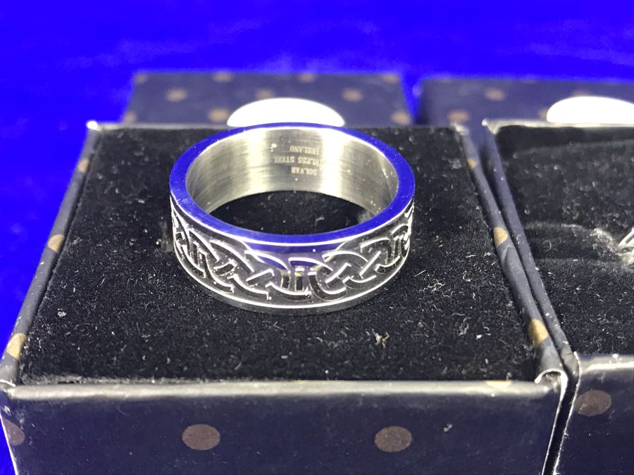 (4) Stainless Steel Rings Size 11,12,8 Retails $96 [Photo 3]