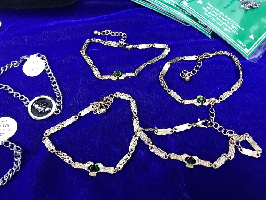 Various Irish Themed Costume Jewelry Including Necklaces, Bracelets And Earrings [Photo 5]