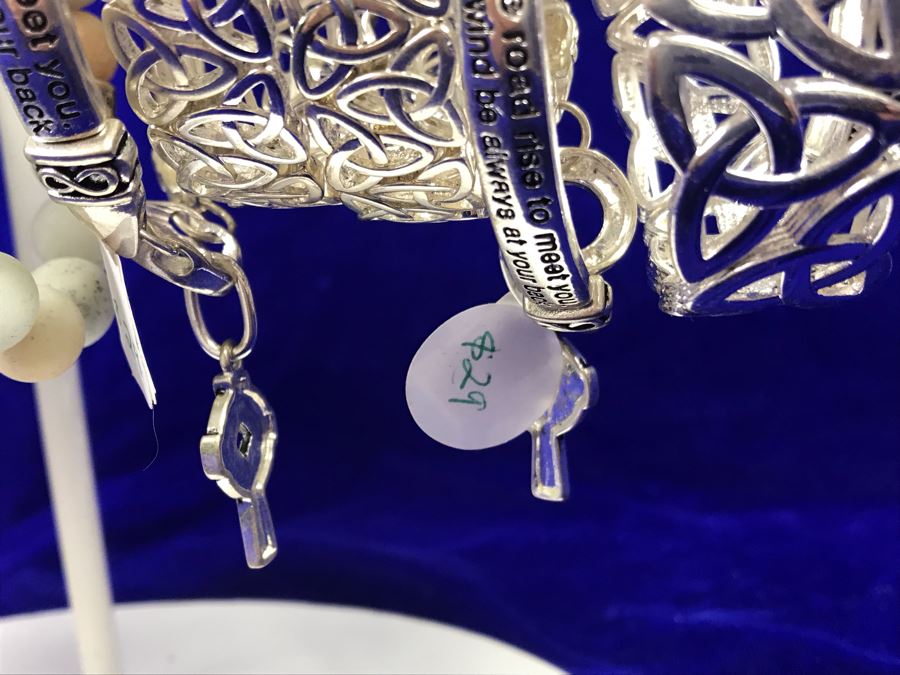(38) Various Irish Themed Bracelets Retails Over $500 [Photo 6]