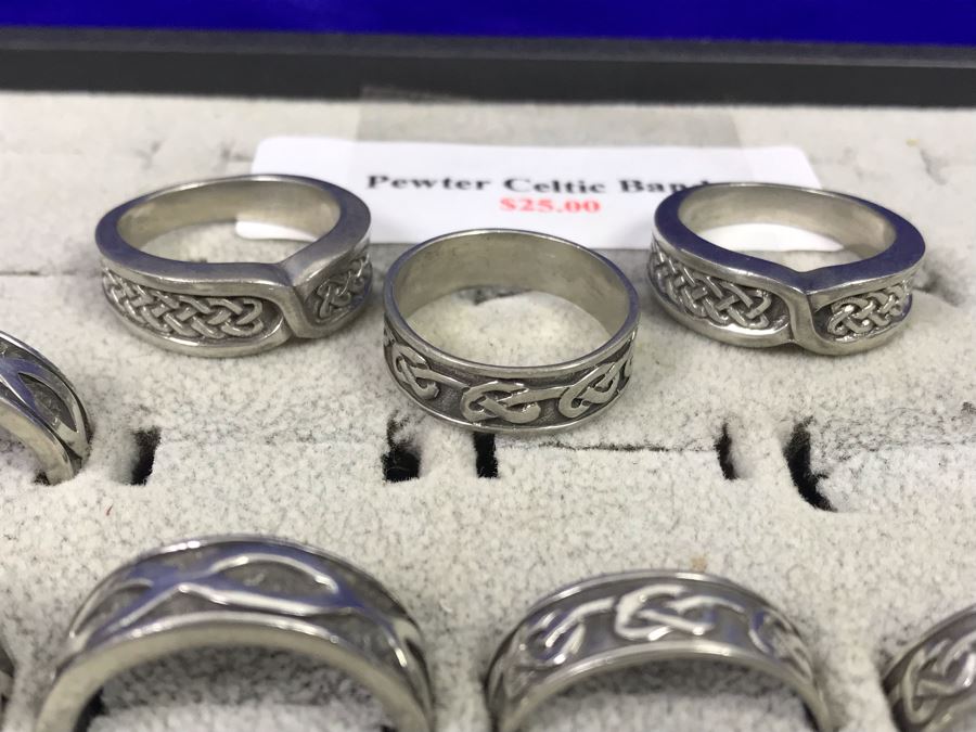 (20) Pewter Irish Celtic Bands Rings Various Sizes With Ring Display Tray Retails $500 [Photo 6]