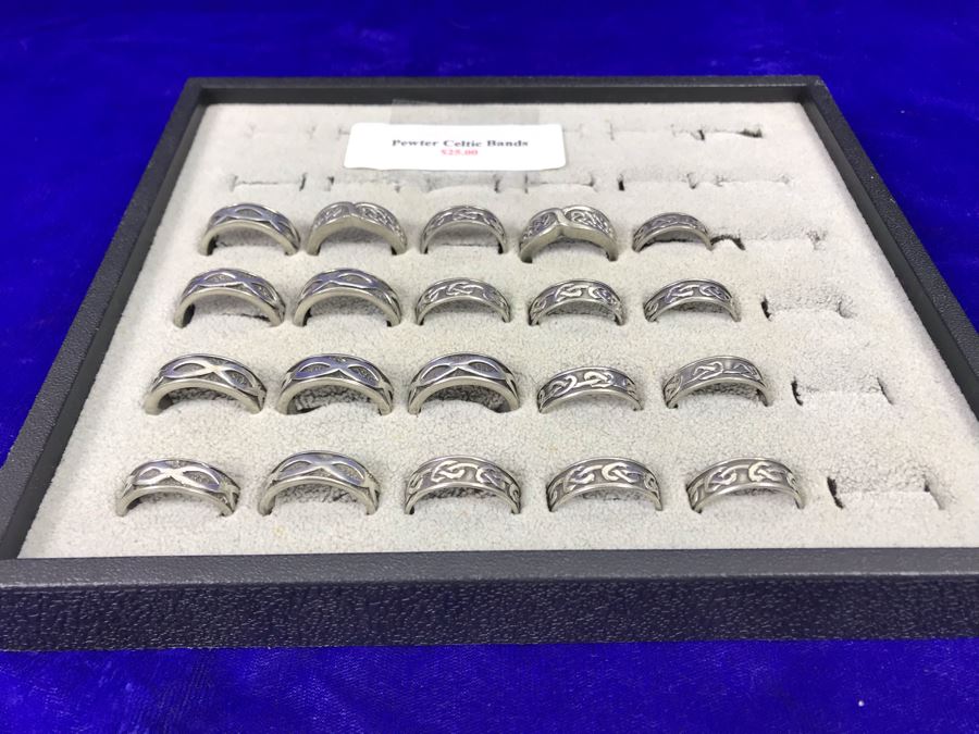 (20) Pewter Irish Celtic Bands Rings Various Sizes With Ring Display Tray Retails $500 [Photo 5]