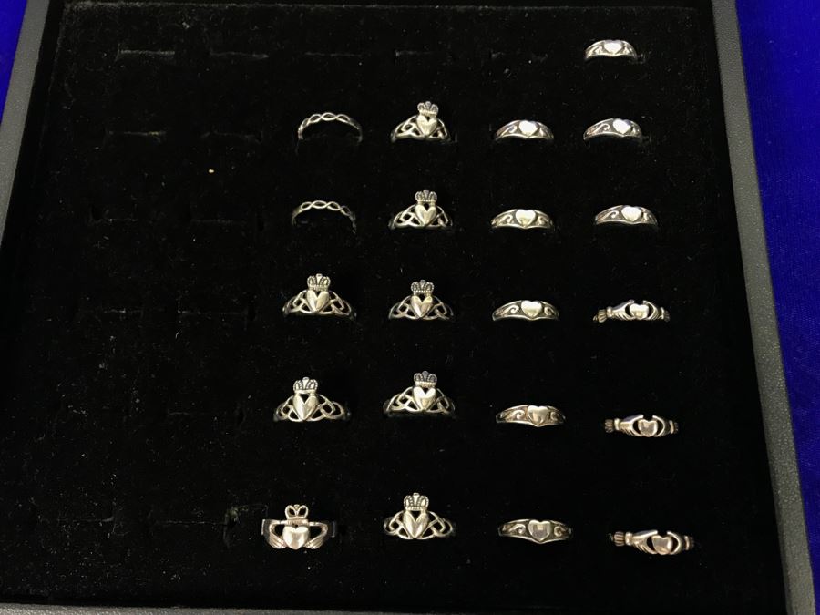 (21) Sterling Silver Rings Various Sizes With Ring Display Tray [Photo 2]
