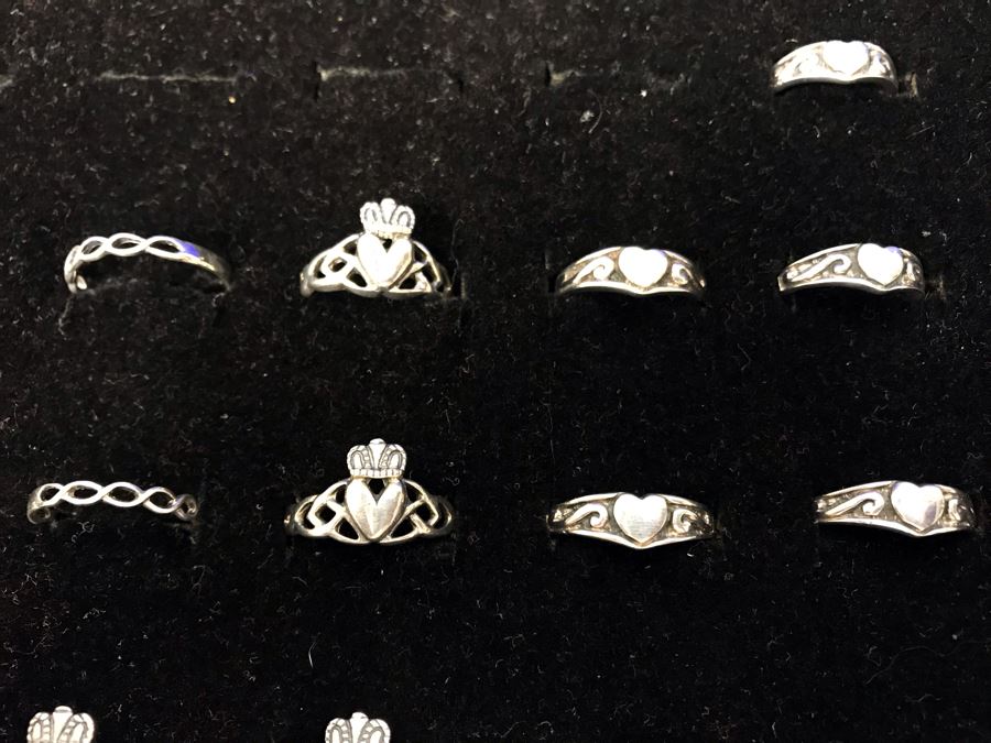 (21) Sterling Silver Rings Various Sizes With Ring Display Tray [Photo 7]