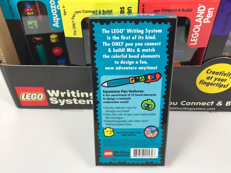 New 2001 LEGO Writing System Writing System Pens: Legoland Pen, Aquazone Pen, Faces Pen, Knights' Kingdom Pen Merchandiser Store Display By The CDM Company - 24 Pens [Photo 17]