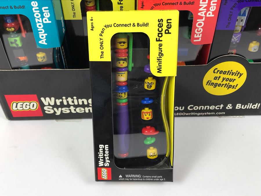 New 2001 LEGO Writing System Writing System Pens: Legoland Pen, Aquazone Pen, Faces Pen, Knights' Kingdom Pen Merchandiser Store Display By The CDM Company - 24 Pens [Photo 14]