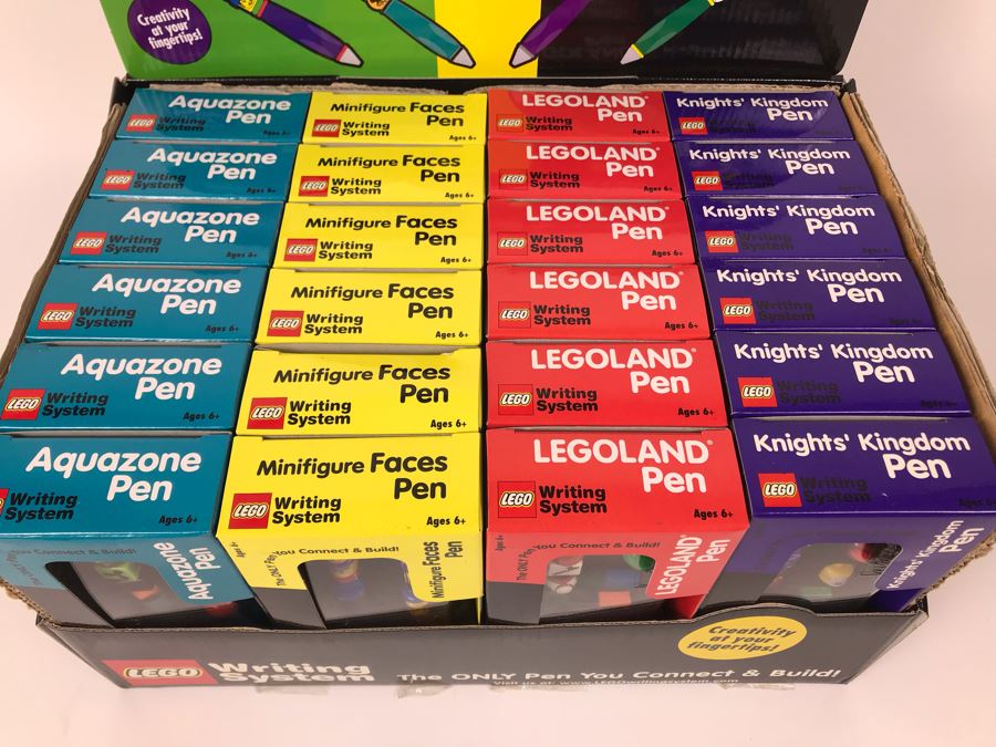New 2001 LEGO Writing System Writing System Pens: Legoland Pen, Aquazone Pen, Faces Pen, Knights' Kingdom Pen Merchandiser Store Display By The CDM Company - 24 Pens [Photo 6]