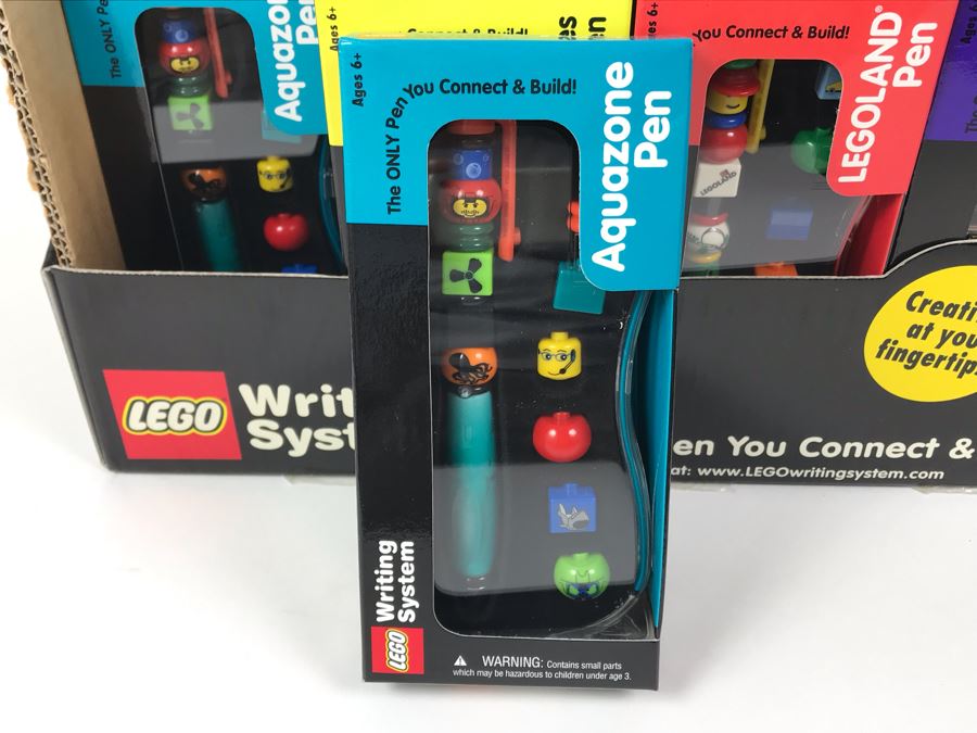 New 2001 LEGO Writing System Writing System Pens: Legoland Pen, Aquazone Pen, Faces Pen, Knights' Kingdom Pen Merchandiser Store Display By The CDM Company - 24 Pens [Photo 15]