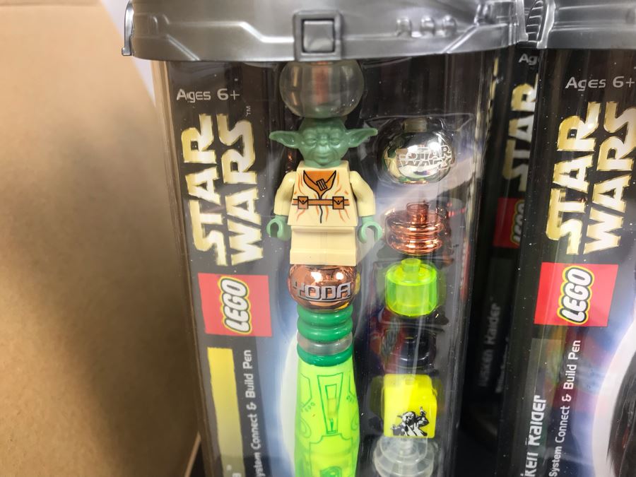 New 2003 LEGO Star Wars Writing System Writing System Pens: Yoda Pens, Tusken Raider Pens, Obi-Wan Kenobi Pens, Stormtrooper Pens, Paploo Pens, Luke Skywalker Pens Merchandiser Store Display By The CDM Company - 23 Pens Total - Missing One Paploo Pen [Photo 10]