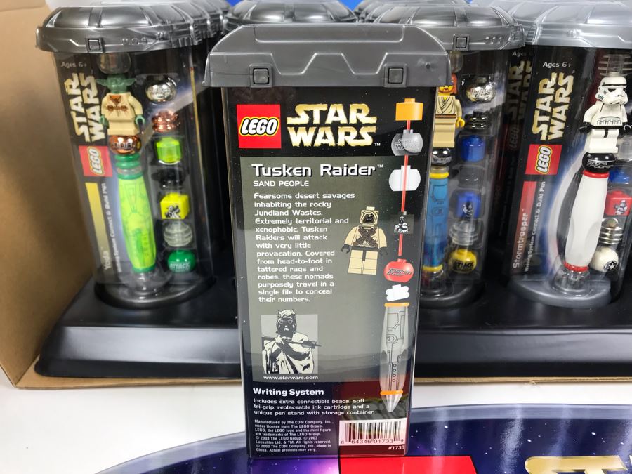 New 2003 LEGO Star Wars Writing System Writing System Pens: Yoda Pens, Tusken Raider Pens, Obi-Wan Kenobi Pens, Stormtrooper Pens, Paploo Pens, Luke Skywalker Pens Merchandiser Store Display By The CDM Company - 23 Pens Total - Missing One Paploo Pen [Photo 30]