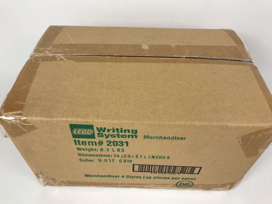 New  Sealed LEGO Writing System Pens: Classic Pen Packs, Safari Pen Packs, Alpha Pen Packs And Dream Star Pen Packs Merchandiser Store Display By The CDM Company - 12 Pen Packs [Photo 4]