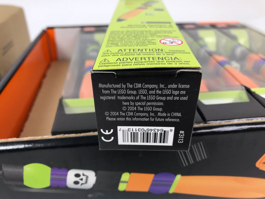 New 2004 LEGO Scary Fun Halloween Writing System Pens Merchandiser Store Display By The CDM Company - 12 Pens [Photo 12]