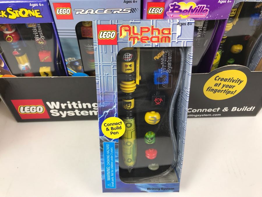New 2002 LEGO Writing System Pens Merchandiser Store Display: Jack Stone Pens, Racers Pens, Belville Pens, Alpha Team Pens By The CDM Company - 24 Pens [Photo 20]