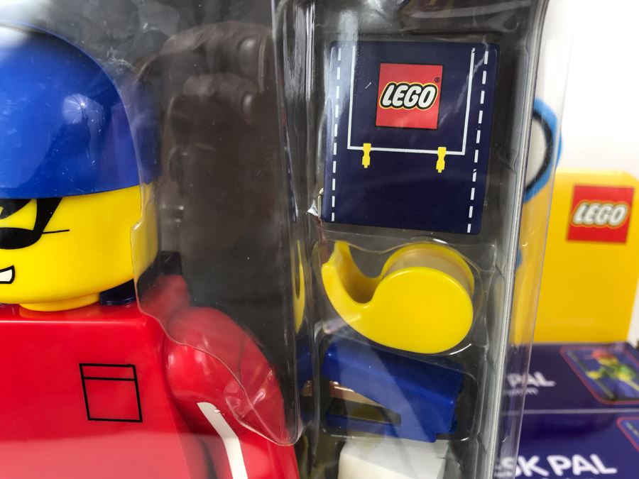 New 2002 LEGO Desk Pal Stationery System Merchandiser Store Display By The CDM Company - 12 Desk Pals [Photo 22]