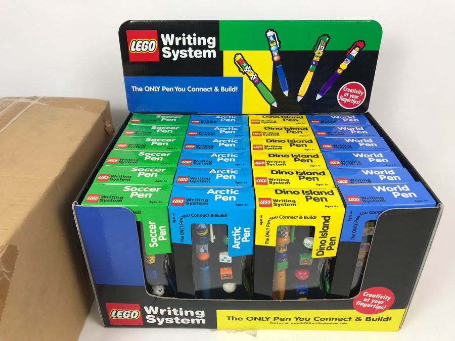 New 2000 LEGO Writing System Pens: Soccer Pens, Artic Pens, Dino Island Pens, World Pens Merchandiser Store Display By The CDM Company - 24 Pens [Photo 3]