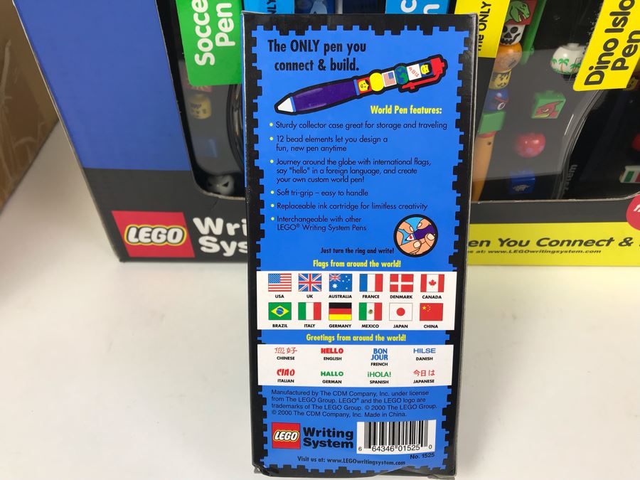 New 2000 LEGO Writing System Pens: Soccer Pens, Artic Pens, Dino Island Pens, World Pens Merchandiser Store Display By The CDM Company - 24 Pens [Photo 20]