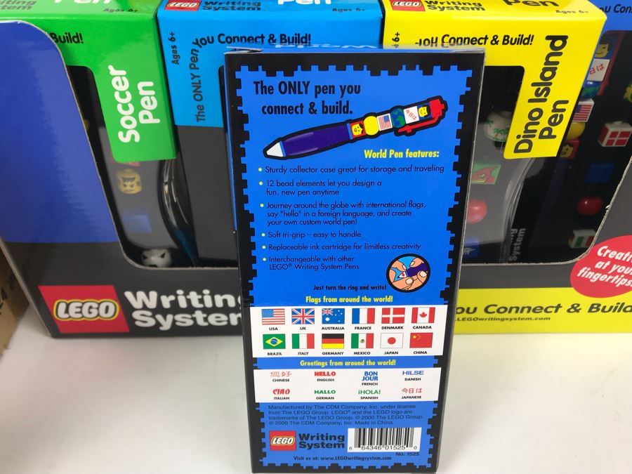 New 2000 LEGO Writing System Pens: Soccer Pens, Artic Pens, Dino Island Pens, World Pens Merchandiser Store Display By The CDM Company - 24 Pens [Photo 17]