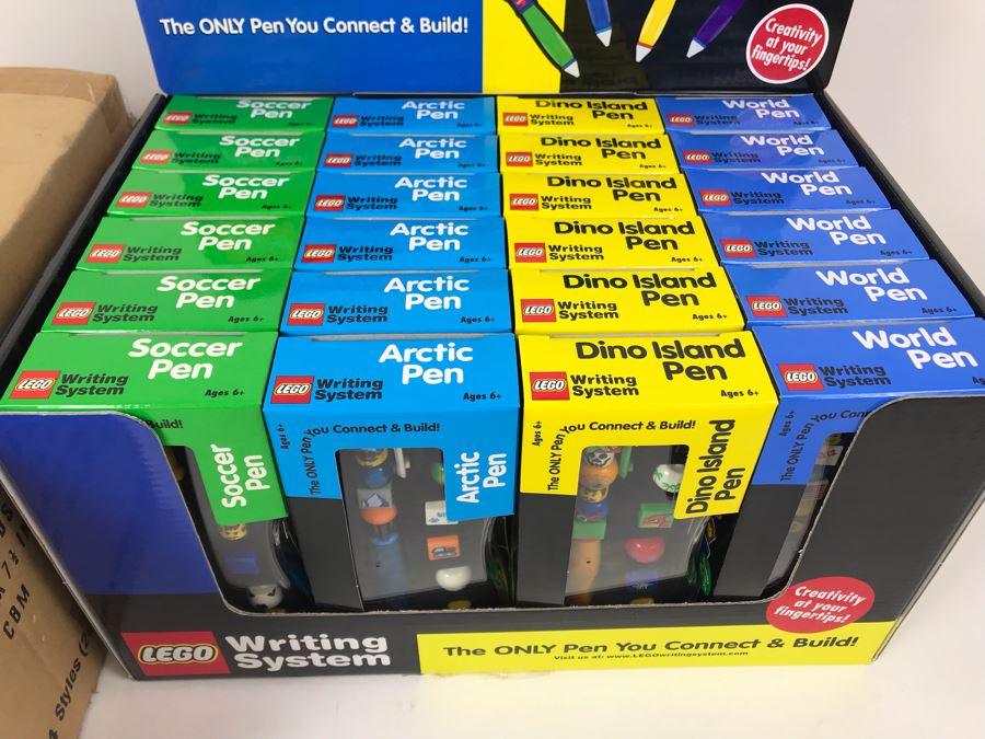 New 2000 LEGO Writing System Pens: Soccer Pens, Artic Pens, Dino Island Pens, World Pens Merchandiser Store Display By The CDM Company - 24 Pens [Photo 3]