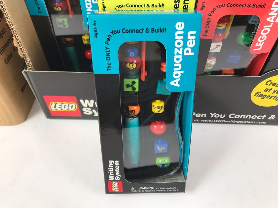 New 2001 LEGO Writing System Pens: Legoland Pen, Aquazone Pen, Faces Pen, Knights' Kingdom Pen Merchandiser Store Display By The CDM Company - 24 Pens [Photo 12]