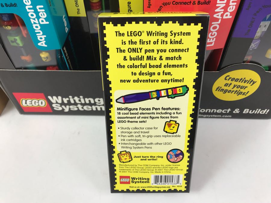 New 2001 LEGO Writing System Pens: Legoland Pen, Aquazone Pen, Faces Pen, Knights' Kingdom Pen Merchandiser Store Display By The CDM Company - 24 Pens [Photo 11]