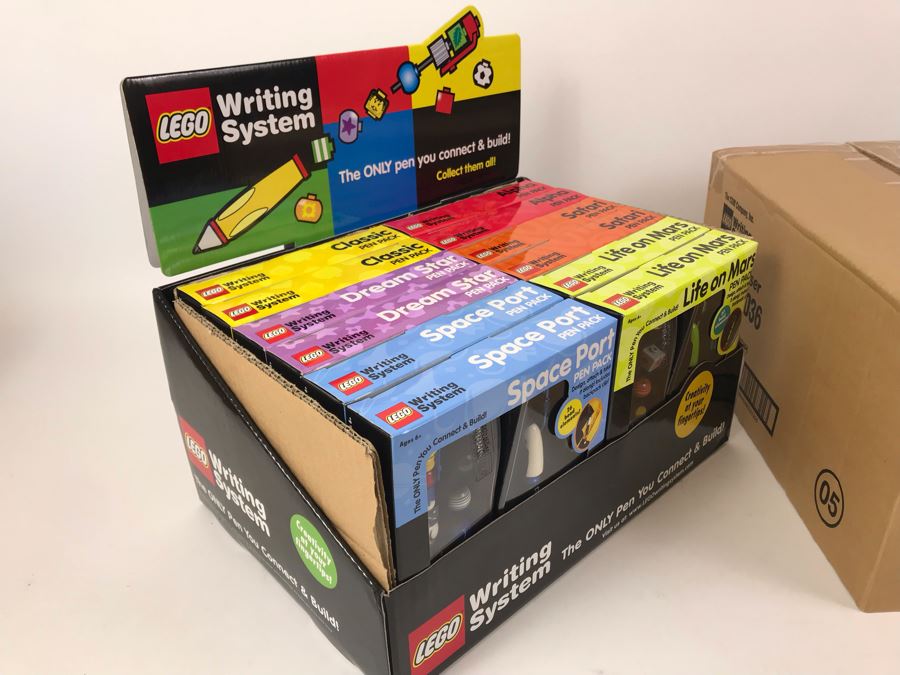 New 2001 LEGO Writing System Pen Packs: Life On Mars Pen Packs, Space Port Pen Packs, Dream Star Pen Packs, Safari Pen Packs, Alpha Pen Packs, Classic Pen Packs Merchandiser Store Display By The CDM Company - 12 Pen Packs [Photo 21]