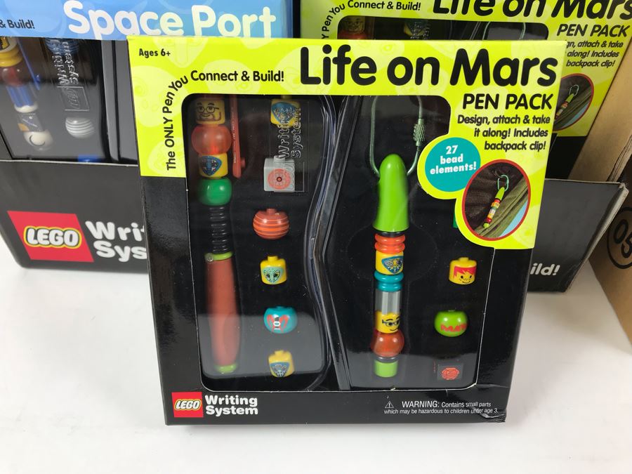 New 2001 LEGO Writing System Pen Packs: Life On Mars Pen Packs, Space Port Pen Packs, Dream Star Pen Packs, Safari Pen Packs, Alpha Pen Packs, Classic Pen Packs Merchandiser Store Display By The CDM Company - 12 Pen Packs [Photo 4]