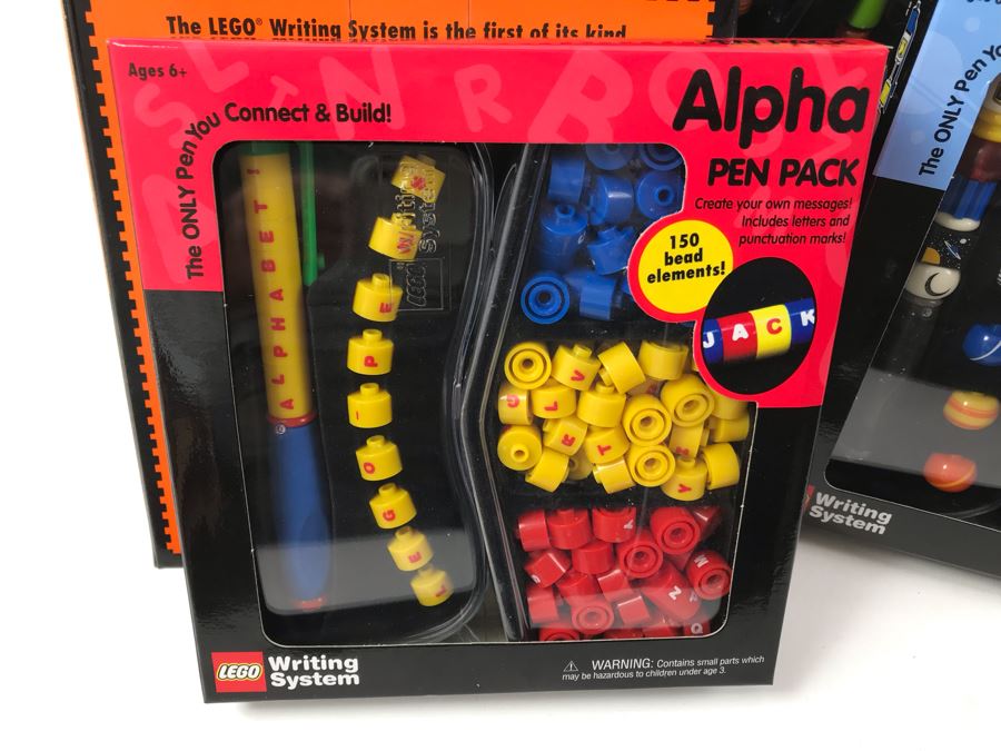 New 2001 LEGO Writing System Pen Packs: Life On Mars Pen Packs, Space Port Pen Packs, Dream Star Pen Packs, Safari Pen Packs, Alpha Pen Packs, Classic Pen Packs Merchandiser Store Display By The CDM Company - 12 Pen Packs [Photo 19]