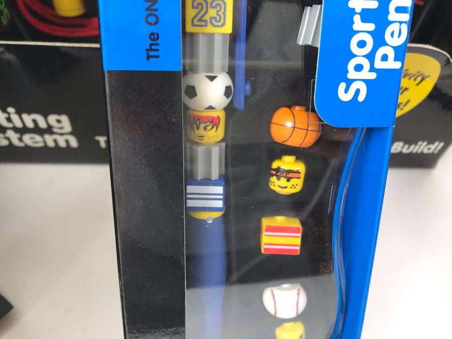 New 2000 LEGO Pens Multi-Pack Writing System Pens Merchandiser Store Display By The CDM Company - 19 Pens [Photo 23]