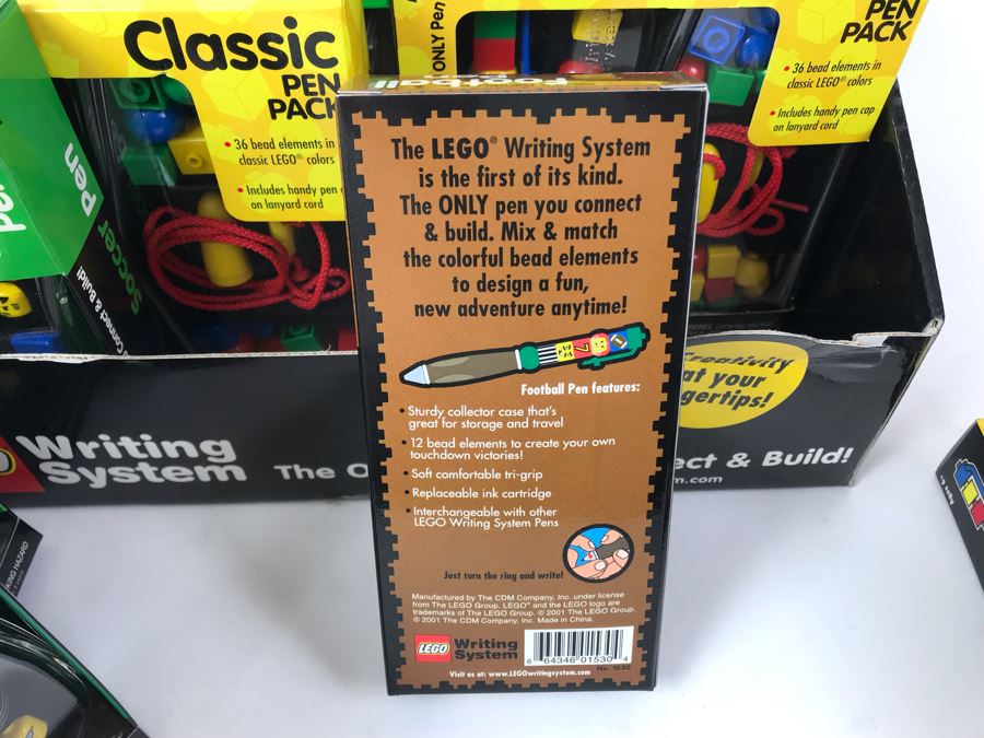 New 2000 LEGO Pens Multi-Pack Writing System Pens Merchandiser Store Display By The CDM Company - 19 Pens [Photo 21]