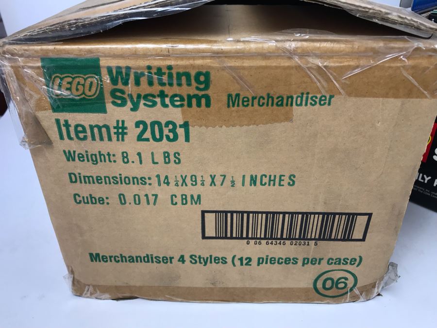 New 2000 LEGO Pens Multi-Pack Writing System Pens Merchandiser Store Display By The CDM Company - 19 Pens [Photo 26]