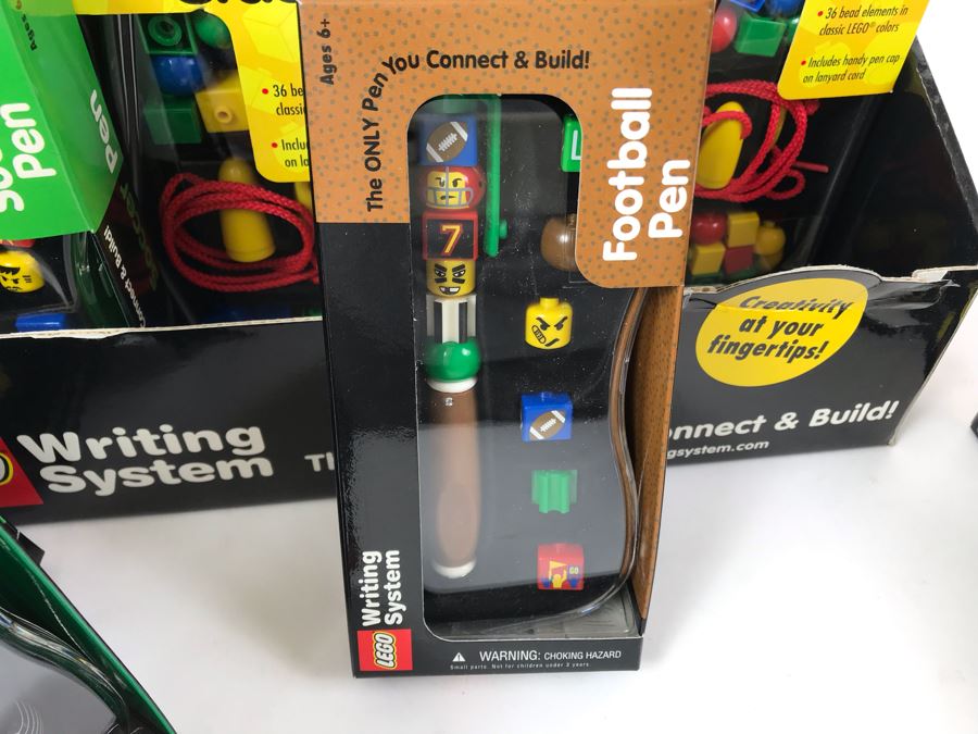 New 2000 LEGO Pens Multi-Pack Writing System Pens Merchandiser Store Display By The CDM Company - 19 Pens [Photo 19]