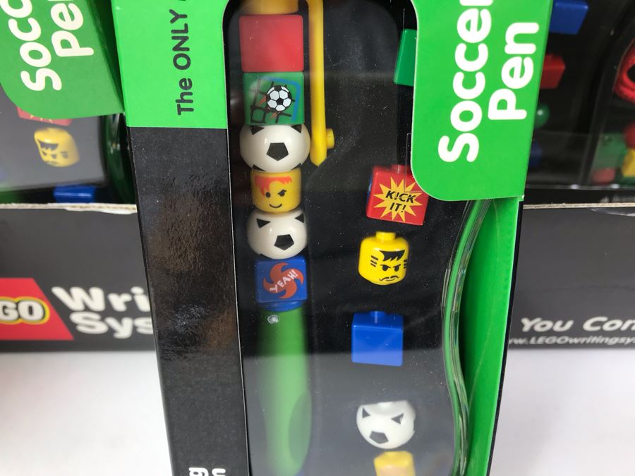 New 2000 LEGO Pens Multi-Pack Writing System Pens Merchandiser Store Display By The CDM Company - 19 Pens [Photo 11]