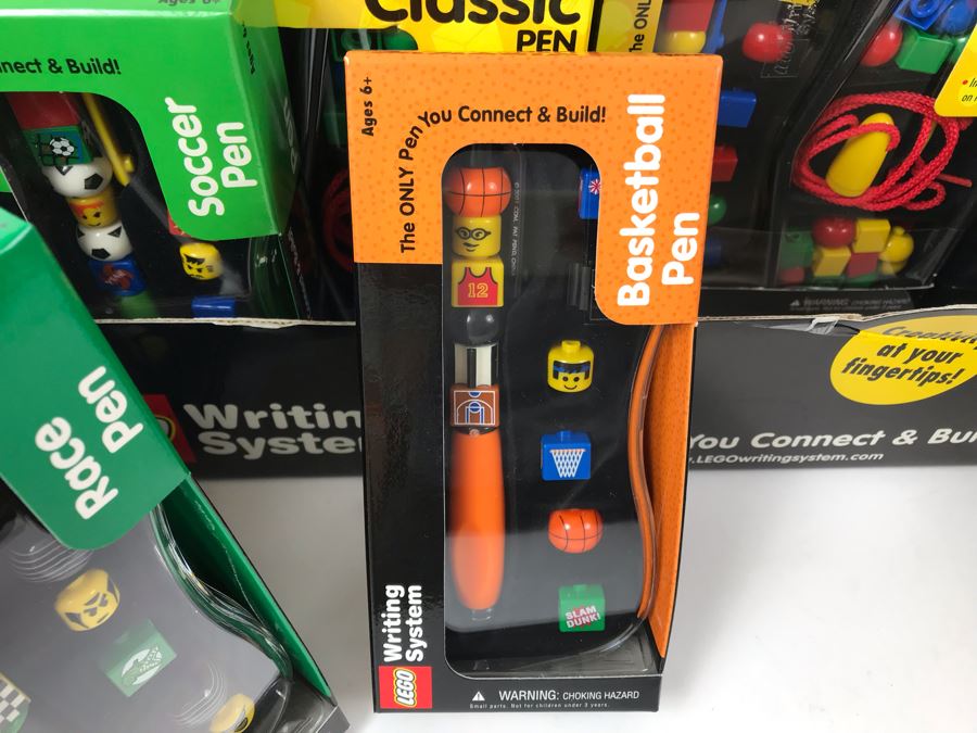 New 2000 LEGO Pens Multi-Pack Writing System Pens Merchandiser Store Display By The CDM Company - 19 Pens [Photo 16]