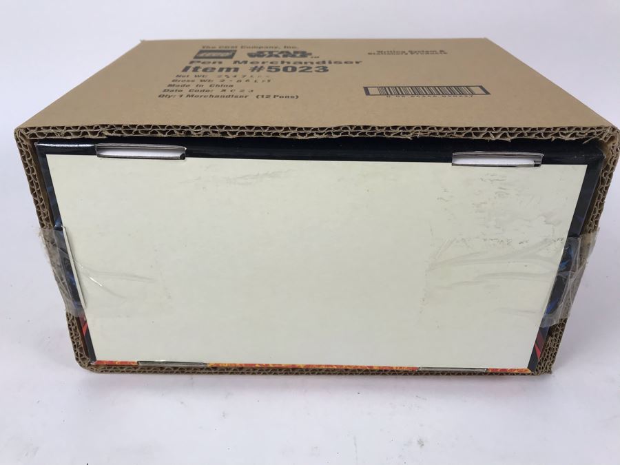 Sealed New 2005 LEGO Star Wars: Darth Vader Pens, Chewbacca Pens, R2-D2 Pens, Yoda Pens Writing System Pens Merchandiser Store Display By The CDM Company - 12 Pens [Photo 4]