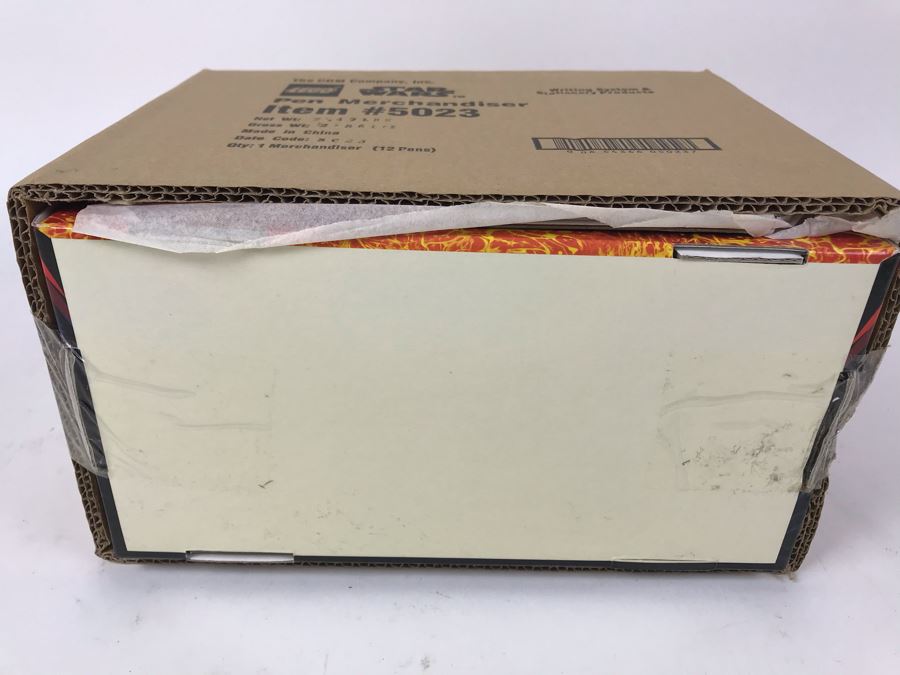 Sealed New 2005 LEGO Star Wars: Darth Vader Pens, Chewbacca Pens, R2-D2 Pens, Yoda Pens Writing System Pens Merchandiser Store Display By The CDM Company - 12 Pens [Photo 4]