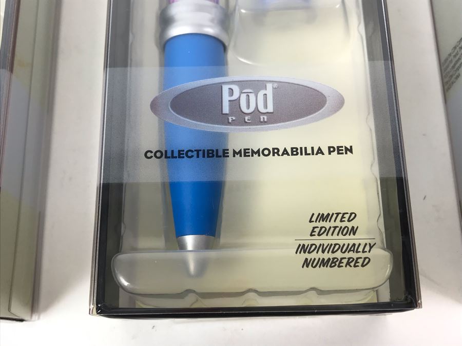 New 2004 Mickey Mouse Disney Limited Edition Individually Numbered Collectible Memorabilia Pod Pens - 8 Pens [Photo 5]
