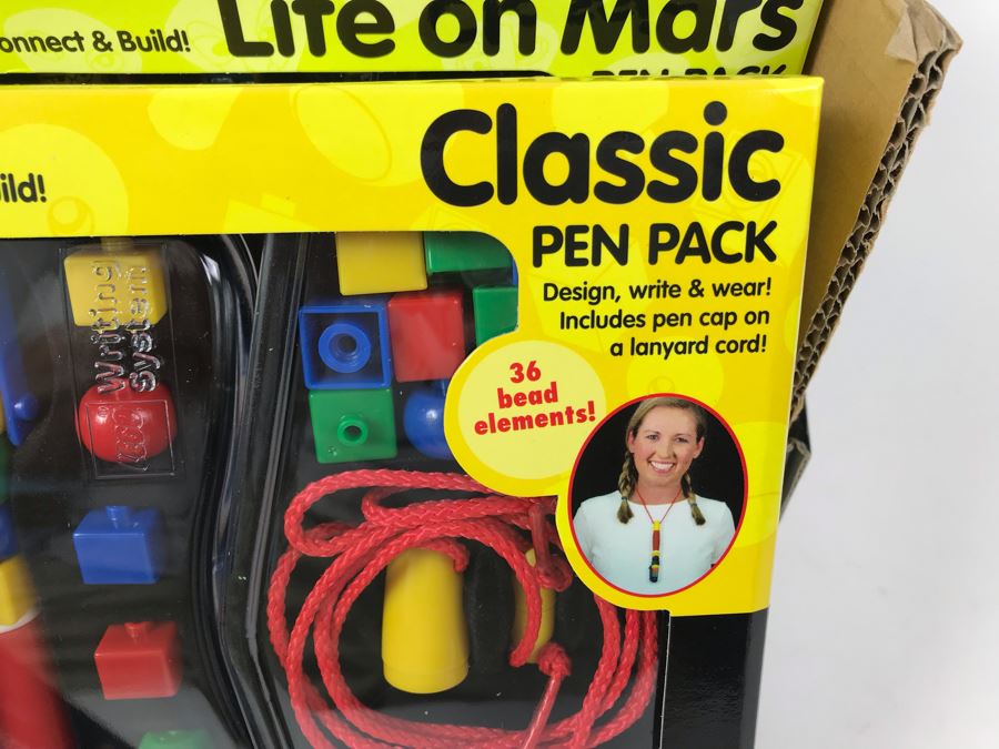 New 2001 LEGO Writing System Pen Packs: Life On Mars Pen Packs, Space Port Pen Packs, Dream Star Pen Packs, Safari Pen Packs, Alpha Pen Packs, Classic Pen Packs Merchandiser Store Display By The CDM Company - 12 Pen Packs [Photo 18]
